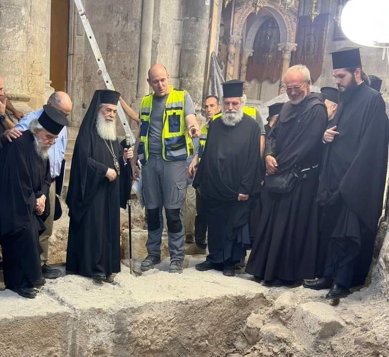 Resoconto del lavoro di scavo archeologico in corso nella Basilica del Santo Sepolcro