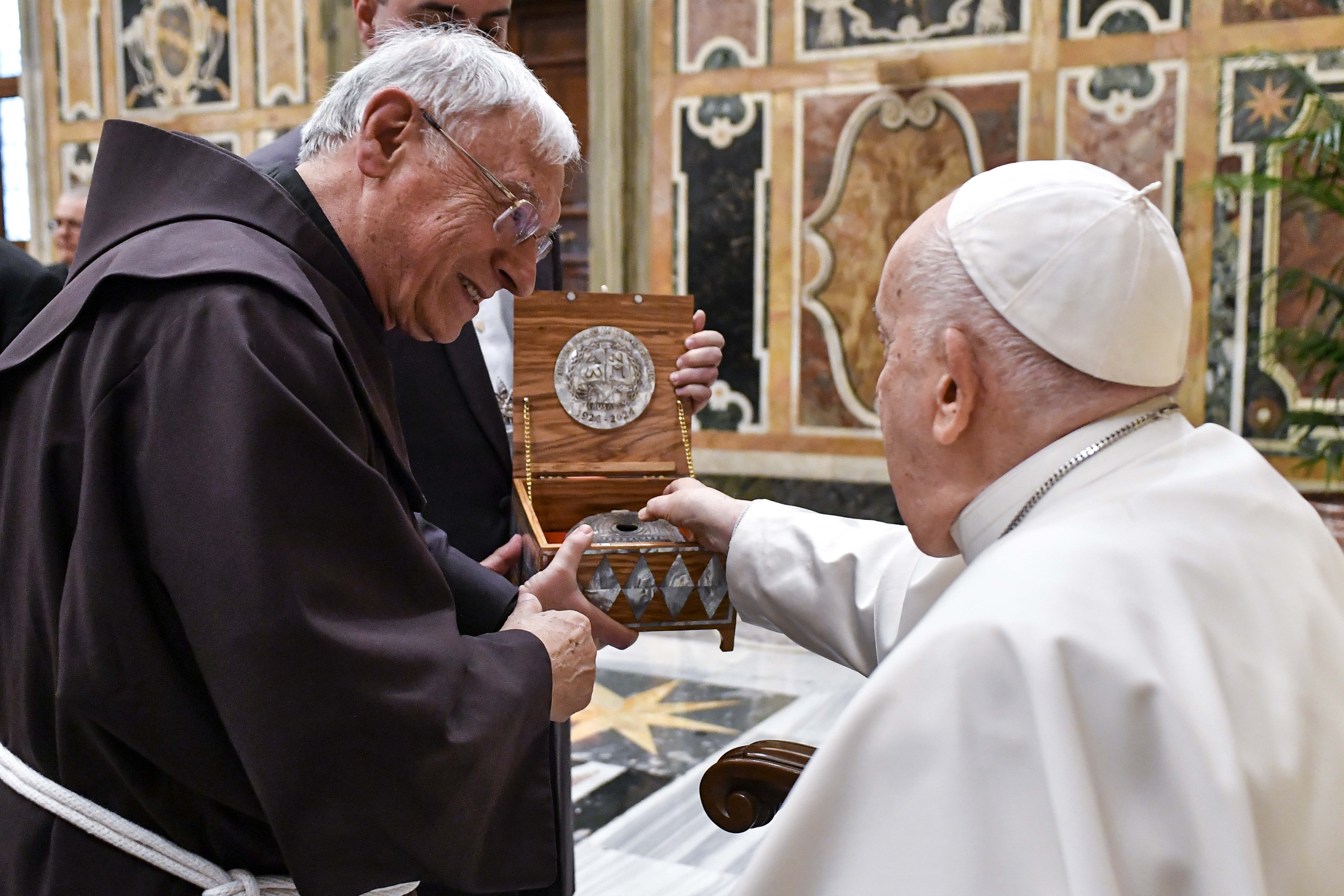 Papa Francesco benedice i 100 anni dello Studium Biblicum Franciscanum