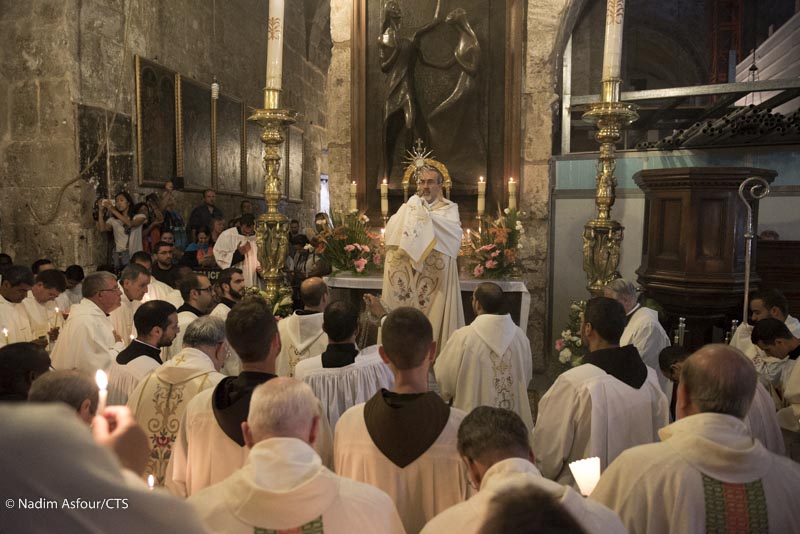 "Io sono il pane vivo disceso dal cielo": Il Corpus Domini al Santo Sepolcro